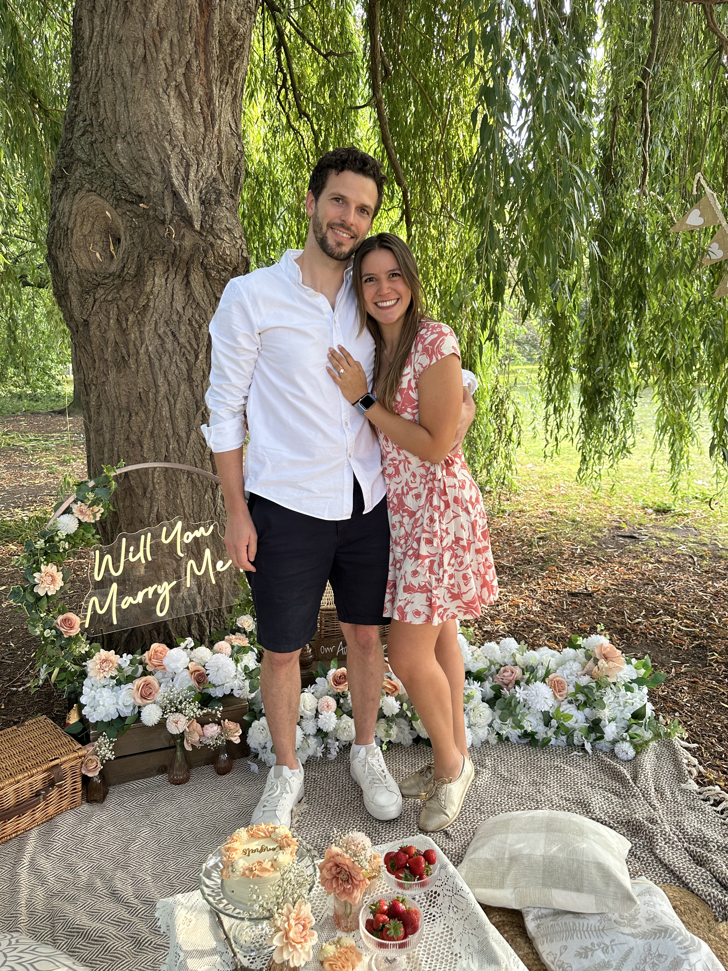 Juli and Rob engagement picnic